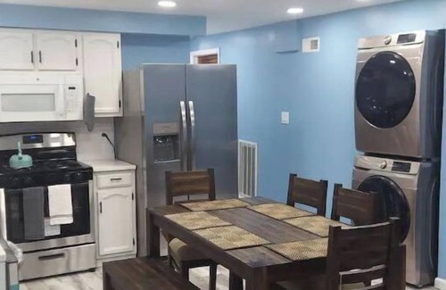 Airmont House | Lovely 2-bedroom rental with pool
