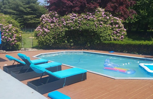Airmont House | Lovely 2-bedroom rental with pool