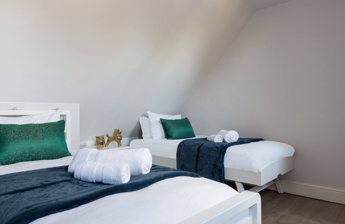 Heybridge Apartment | Lovely 3 Bedroom Holiday Let