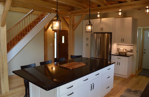 Brockport House | Lovely 3 bedroom home Brockport retreat. 4 miles from the Village of Brockport.