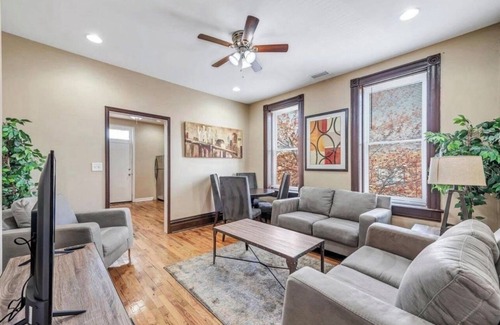 Soulard House | Lovely 3-bedroom townhome with AC in St. Louis. Travel nurse/long term stay