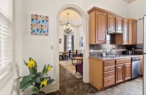 Faubourg Delassize House | Lovely 3BD | Steps to St. Charles | Gated Parking