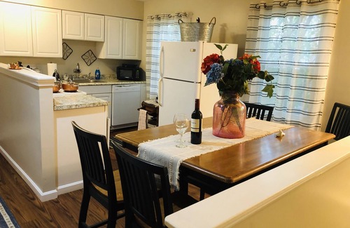 Dover Apartment | Lovely 3Bed-2Floors✌🏼Free Wine-Portsmouth-Durham-Dover