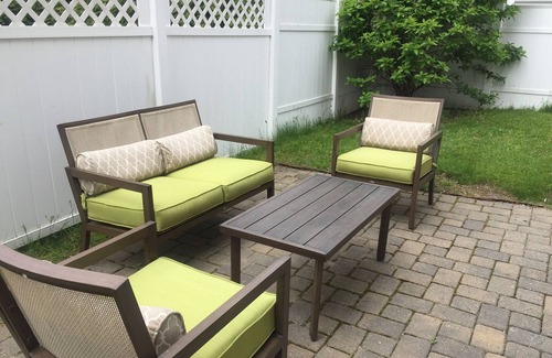 Portsmouth Condo | Lovely 4 Bedroom, 2 Bathroom Condo. Walking distance to all that is Portsmouth.