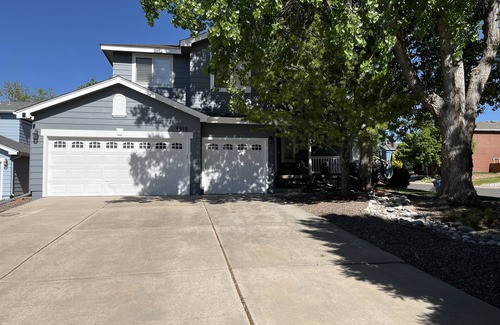 Highlands Ranch House | Lovely 5-Bed, 3.5-Bath Getaway: Sleeps 11, Near Hiking, Biking, Park, S. Denver