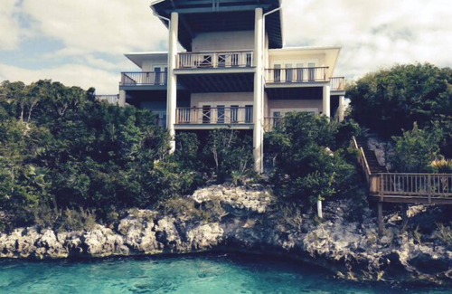 Staniel Cay House | Lovely 5br 5 bath luxury Villa-Can be rented 3 ways.Entire,Upper or Lower levels