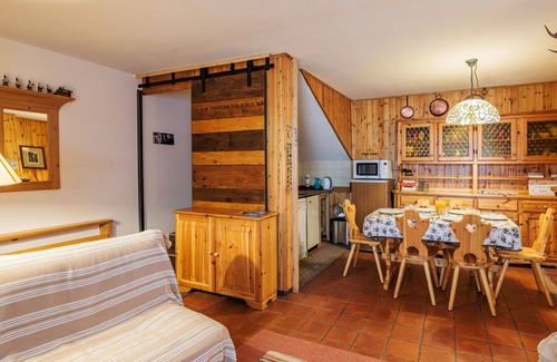 Campitello di Fassa Apartment | Lovely apartment for 4 guests with TV