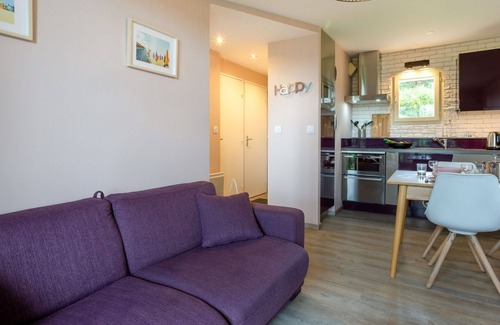 Benerville-sur-Mer Apartment | Lovely apartment for 4 guests with WIFI, TV and balcony