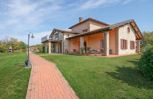 Salsomaggiore Terme Apartment | Lovely apartment in Salsomaggiore T. PR