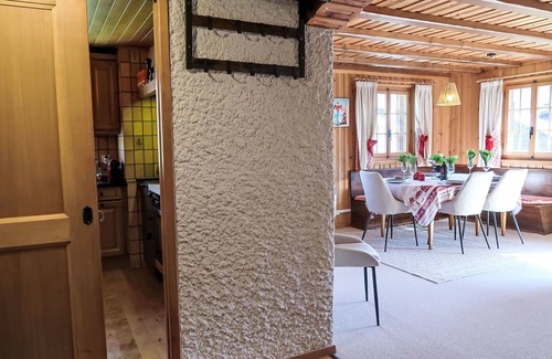 Ormont-Dessus Apartment | Lovely apartment for 8 guests with WIFI, TV, balcony, panoramic view and parking