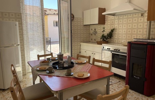 Prela Apartment | Lovely apartment for 6 guests with WIFI, TV, terrace, pets allowed and parking