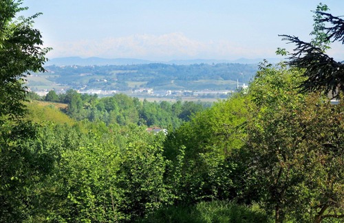 Rocca D'Arazzo Apartment | Lovely apartment for 4 people with WIFI, terrace and parking