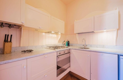 Santo Stefano del Ponte Villa | Lovely apartment in villa for 4 people with WIFI, TV and pets allowed