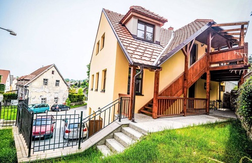 Cesky Krumlov Apartment | Lovely apartment for 5 guests with WIFI, patio, pets allowed and parking