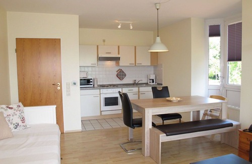 Wremen Apartment | Lovely apartment for 4 guests with WIFI, TV, terrace, pets allowed and parking