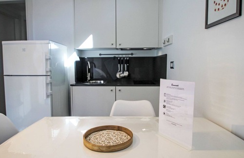 Lavena Ponte Tresa Apartment | Lovely apartment for 3 people with TV, balcony, pets allowed and parking