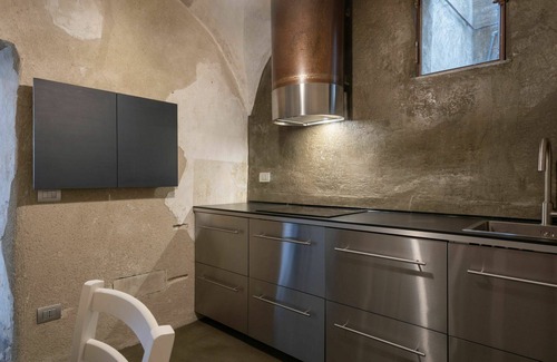 Civezza Apartment | Lovely apartment for 3 people with WIFI, TV and balcony
