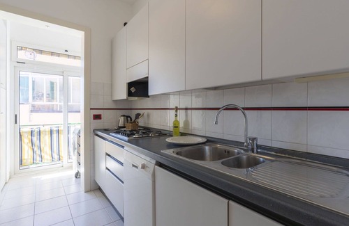 Ventimiglia Apartment | Lovely apartment for 5 guests with WIFI, A/C and balcony