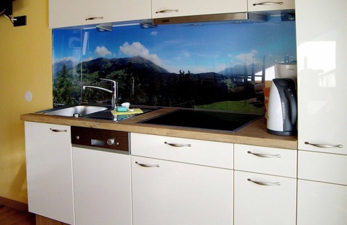 Prutz Apartment | Lovely apartment for 6 guests with WIFI, TV, terrace and pets allowed