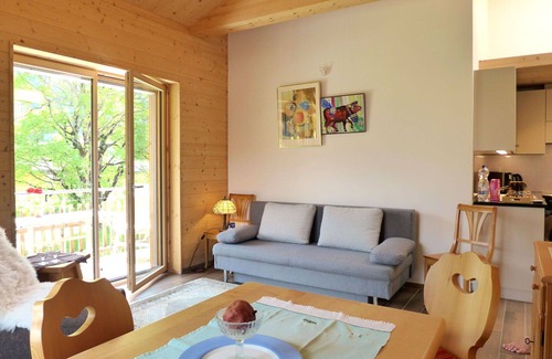 Kandersteg Apartment | Lovely apartment for 3 guests with WIFI, balcony and panoramic view