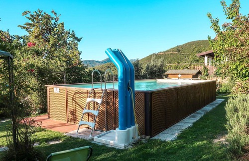 Vendone Apartment | Lovely apartment for 4 guests with WIFI, pool, A/C, patio, pets allowed, panoramic view and park.