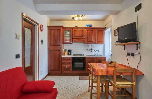 Gera Lario Apartment | Lovely apartment for 7 people with WIFI, TV, terrace, pets allowed and parking