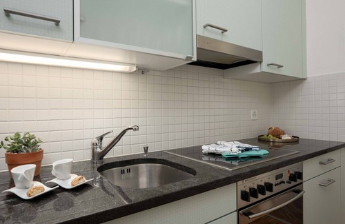 Ascona Apartment | Lovely apartment for 2 guests with WIFI, TV, balcony and pets allowed