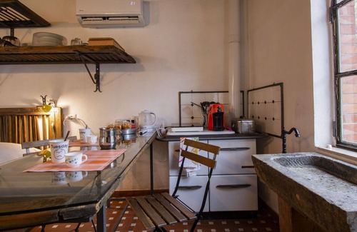 Barga Apartment | Lovely apartment for 2 guests with private pool, TV, patio, pets allowed and parking