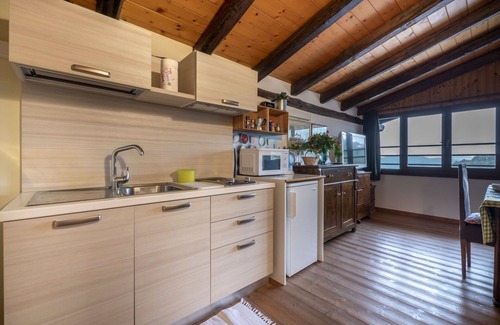 Vito d'Asio Apartment | Lovely apartment for 2 people with A/C, pool, WIFI, TV, patio, pets allowed and parking