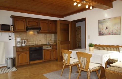 Arriach Apartment | Lovely apartment for 4 people with WIFI, TV, balcony and parking
