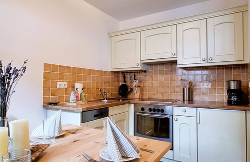 Pfunds Apartment | Lovely apartment for 4 guests with WIFI, TV, terrace and panoramic view