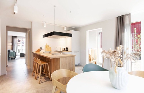 Hohen Wieschendorf Apartment | Lovely apartment for 4 guests with WIFI, TV, terrace, pets allowed, panoramic view and parking