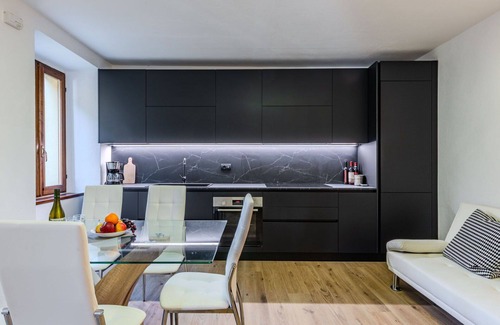 Dongo Apartment | Lovely apartment for 4 guests with WIFI and TV