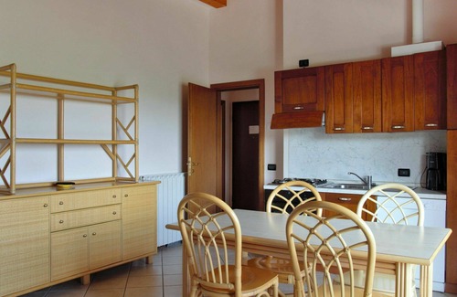 Cunettone-villa Apartment | Lovely apartment for 4 guests with WIFI, A/C, pool, TV, balcony, pets allowed and panoramic view