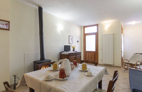 Onzo Apartment | Lovely apartment for 4 guests with WIFI, TV, patio, pets allowed, panoramic view and parking