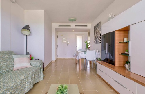 Les Deveses Apartment | Lovely apartment for 4 people with WIFI, A/C, pool, TV and terrace