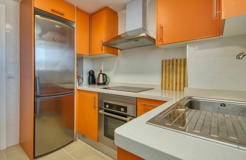 Les Deveses Apartment | Lovely apartment for 4 people with WIFI, A/C, pool, TV and terrace