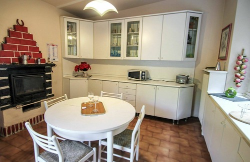 Nesso Apartment | Lovely apartment for 4 people with A/C, WIFI, TV, terrace, pets allowed and parking