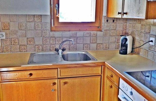 Lenk Apartment | Lovely apartment for 5 guests with WIFI, TV, balcony and pets allowed