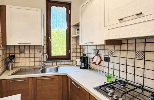 Savona Apartment | Lovely apartment for 5 guests with WIFI, TV, patio, pets allowed, panoramic view and parking