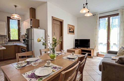 Savona Apartment | Lovely apartment for 5 guests with WIFI, TV, patio, pets allowed, panoramic view and parking