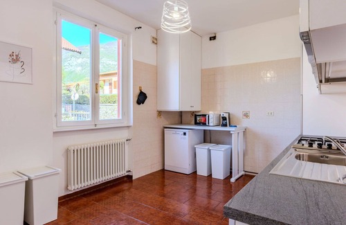 Tremezzina Apartment | Lovely apartment for 6 guests with WIFI, TV and terrace