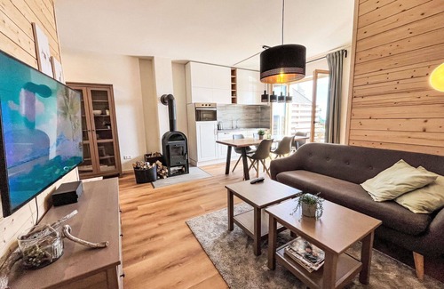 Albeck Apartment | Lovely apartment for 5 guests with WIFI, TV, terrace and parking