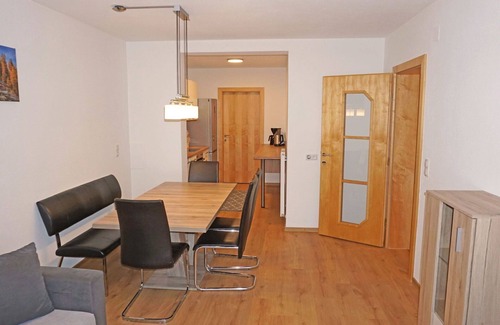 Strengen Apartment | Lovely apartment for 4 people with WIFI, TV and parking