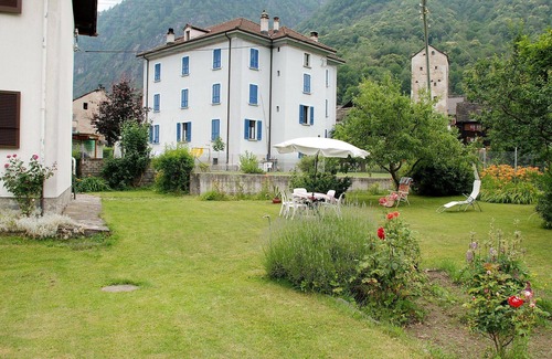 Chironico Apartment | Lovely apartment for 4 people with WIFI, TV, balcony and panoramic view