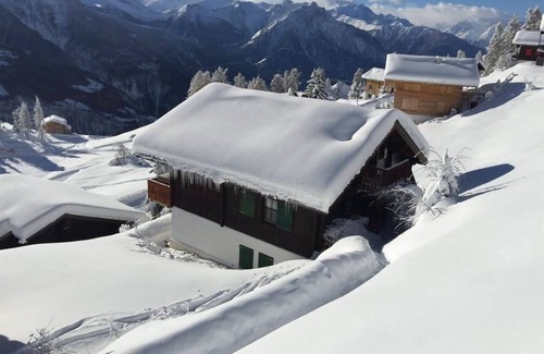 Riederalp Apartment | Lovely apartment for 6 guests with WIFI, TV and balcony