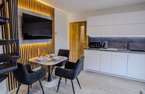 Trebon Apartment | Lovely apartment for 5 people with WIFI, TV, terrace and panoramic view
