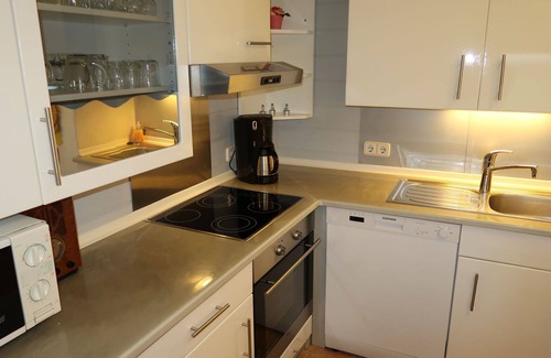 Neuenkirchen Apartment | Lovely apartment for 7 guests with WIFI, TV and pets allowed
