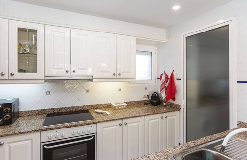 San Jorge Apartment | Lovely apartment for 4 people with pool, WIFI, A/C, TV, patio, pets allowed and parking