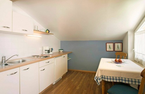 Postal Apartment | Lovely apartment for 3 guests with WIFI, hot tub, pool, A/C, TV, balcony and pets allowed